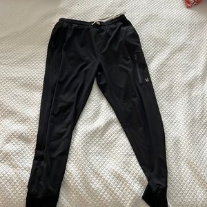 Vuori Sunday Performance jogger men’s size S black